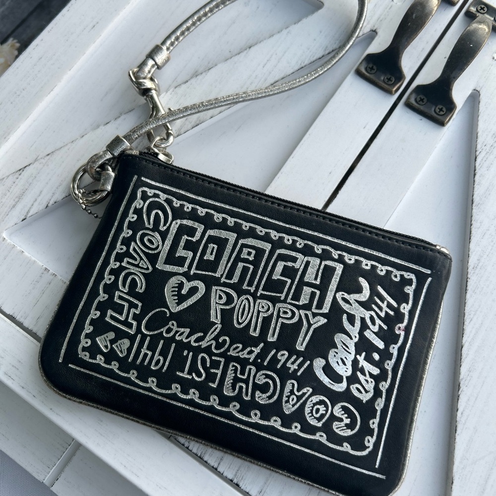Coach Poppy Wristlet